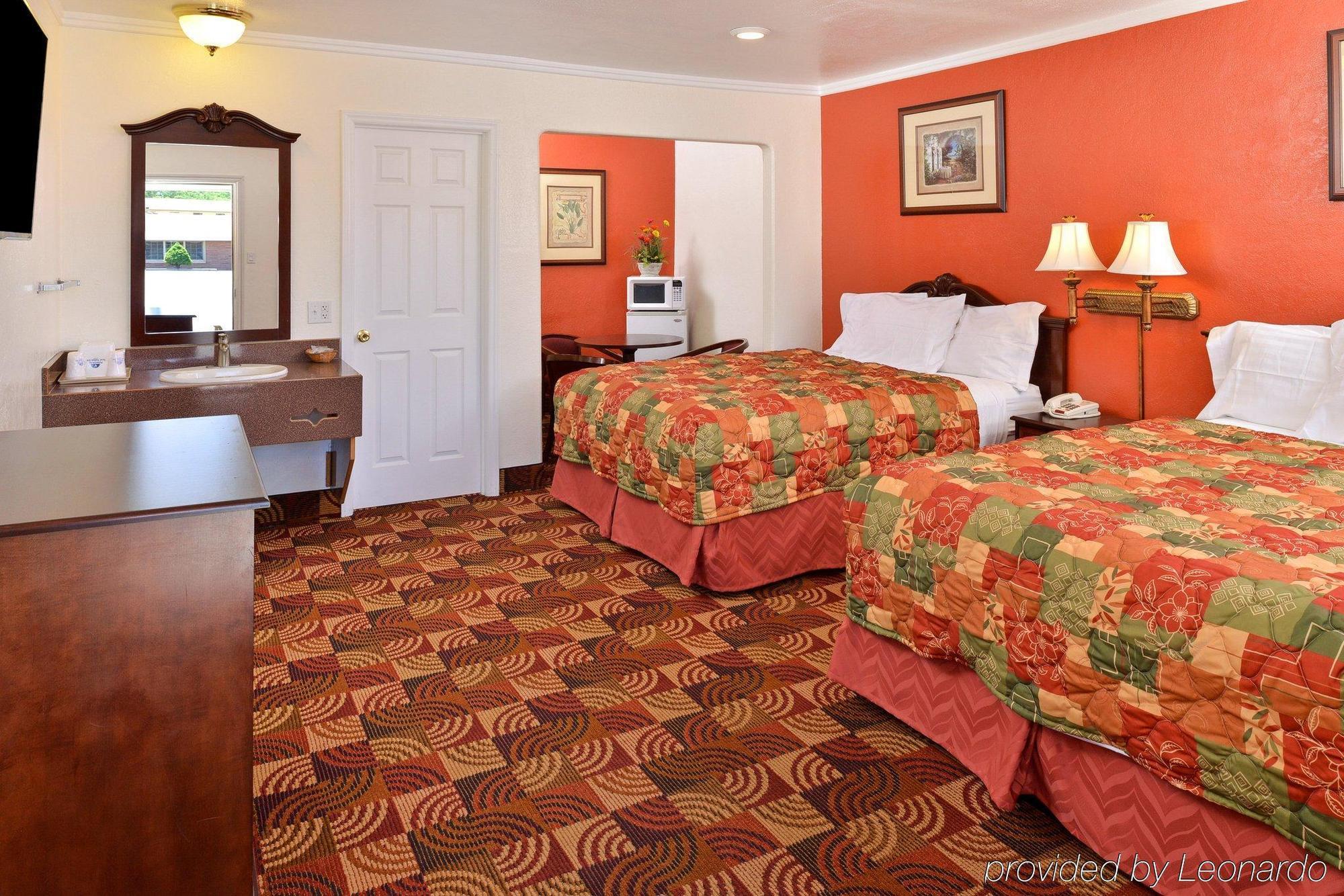 Americas Best Value Inn & Suites Klamath Falls Ngoại thất bức ảnh